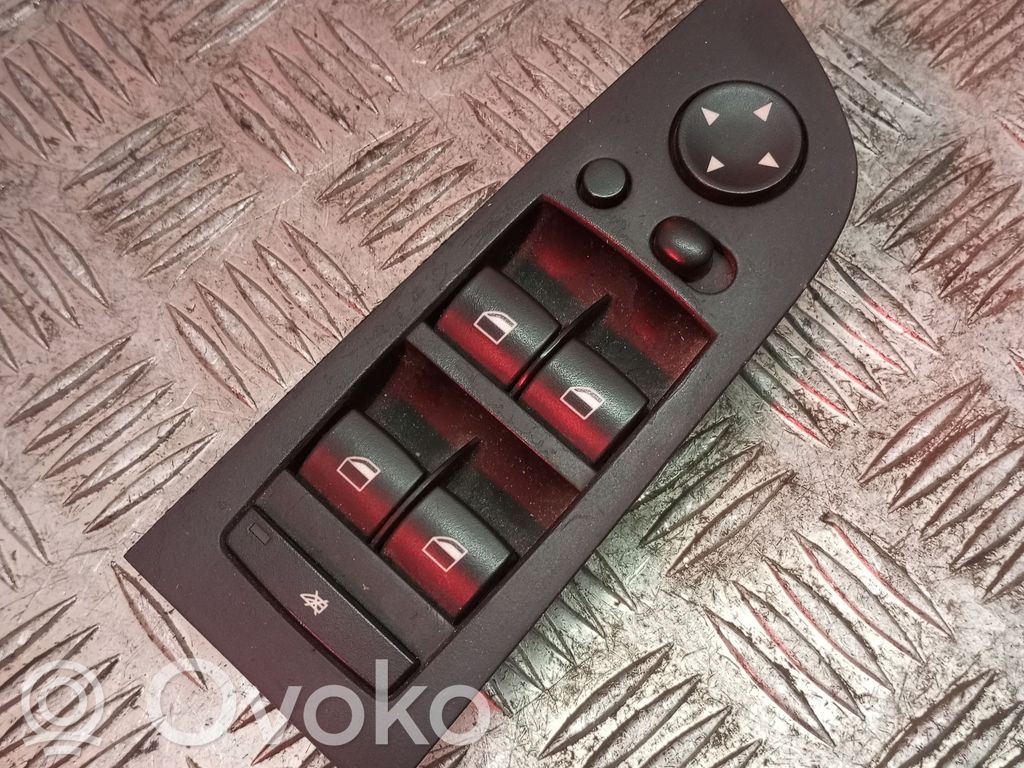 Electric window control switch   9132135