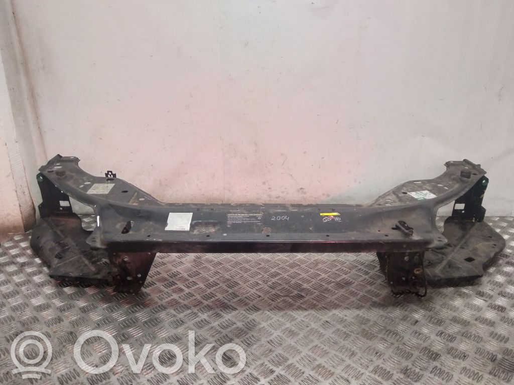 Radiator support slam panel bracket   30760969