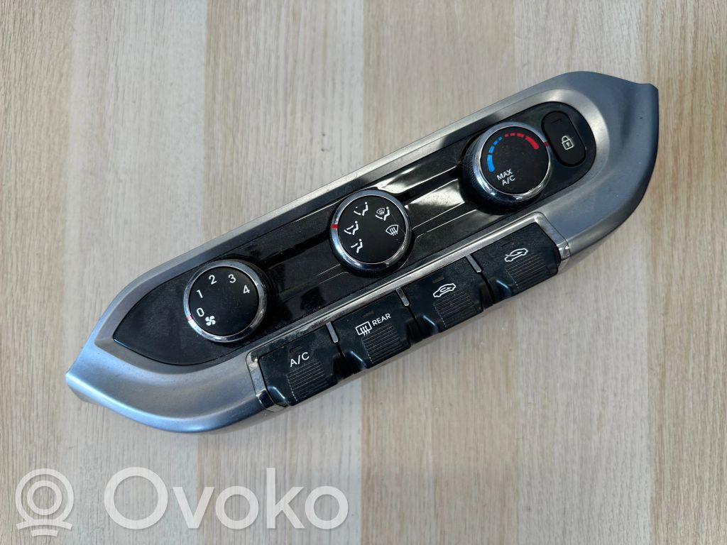 KIA Rio Climate control unit 