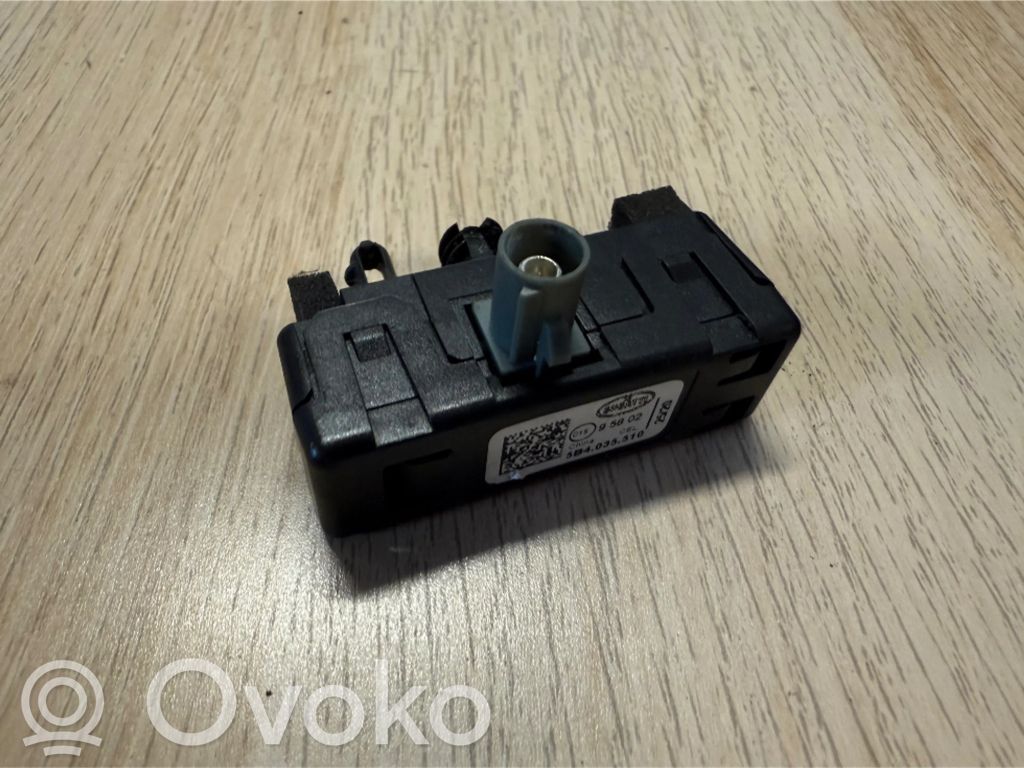 Audi A3 8Y Antenos stiprintuvas 