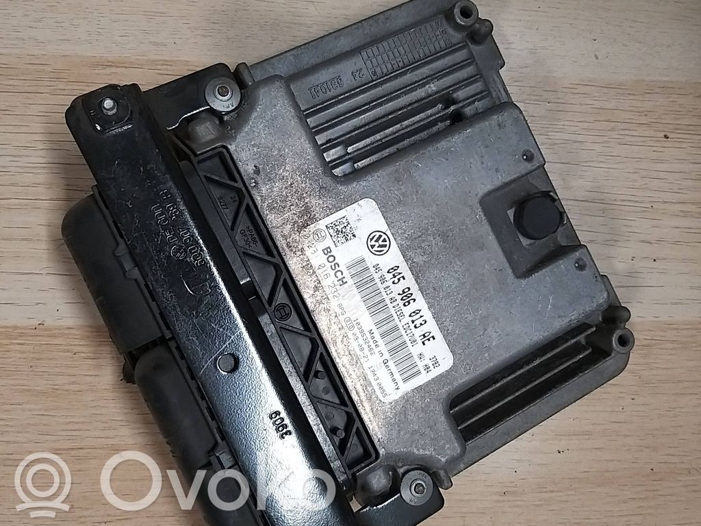 Seat Ibiza IV (6J,6P) Engine control unit/module 