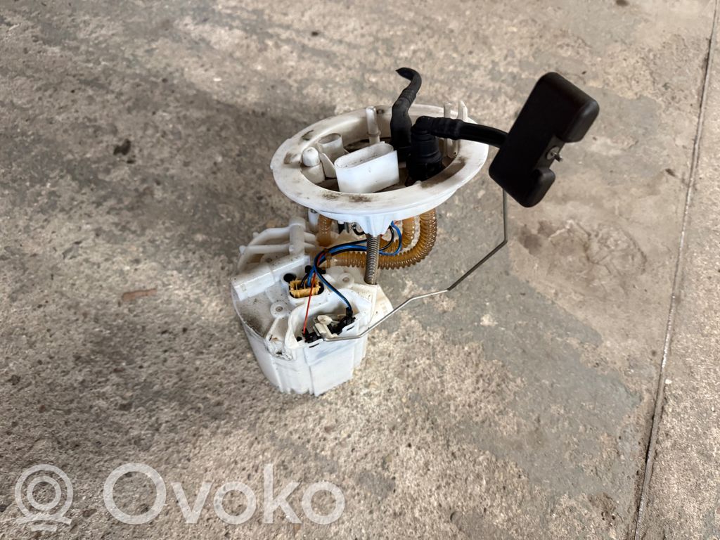 Audi A5 8T 8F Bomba interna de combustible 