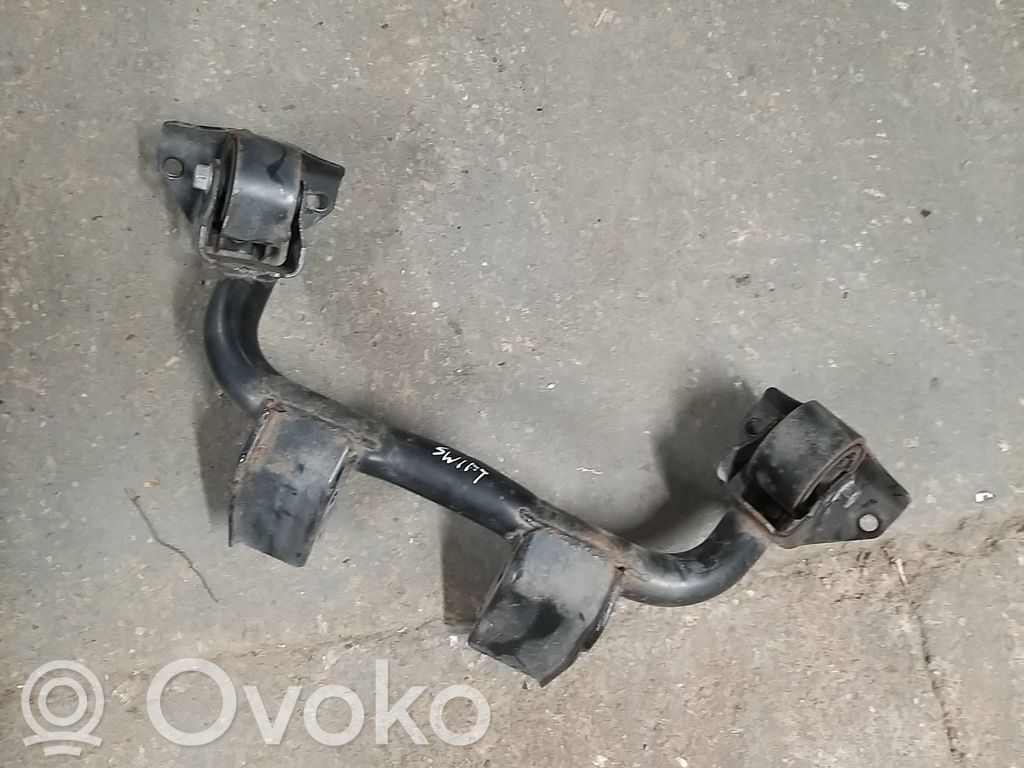 Suzuki Swift III Priekšējais reduktors 