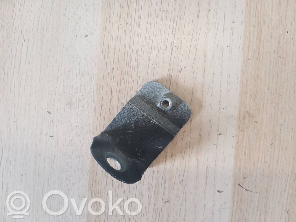 Audi A1 Halterung Kotflügel 