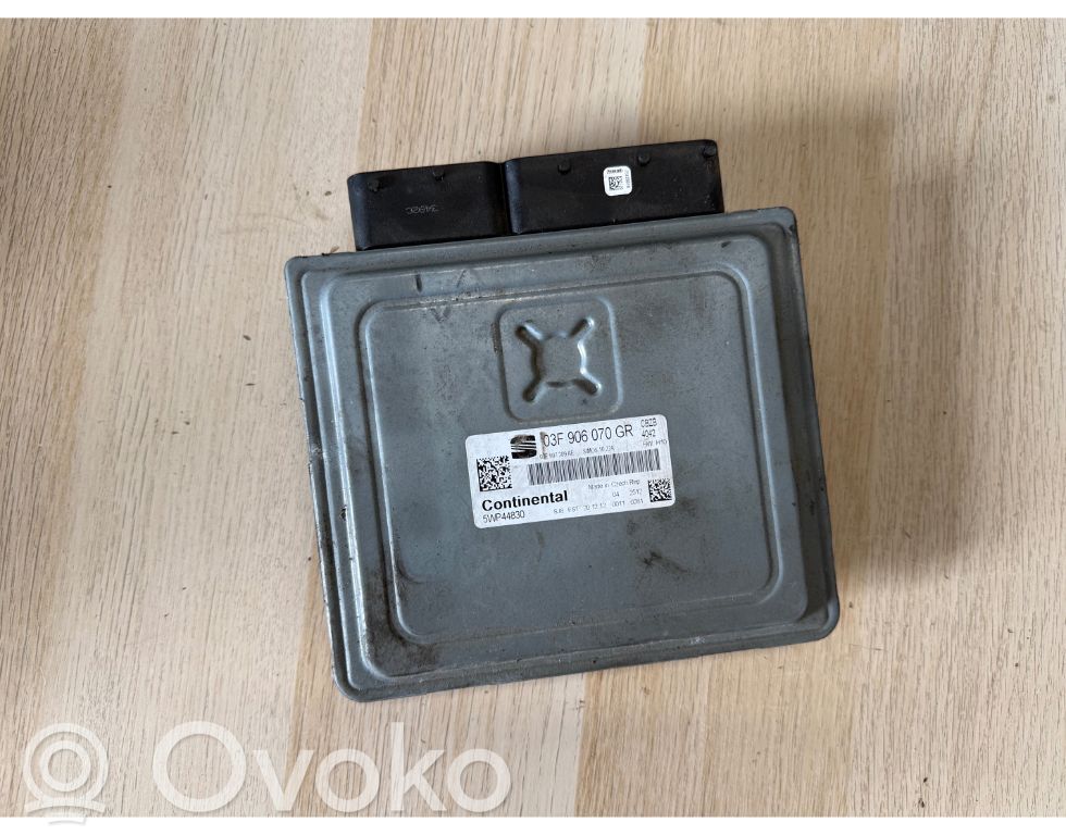 Seat Ibiza IV (6J,6P) Engine control unit/module 