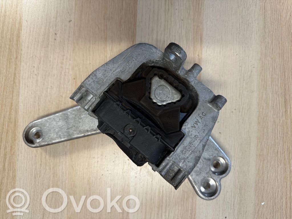 Volkswagen e-Golf Engine mount bracket 
