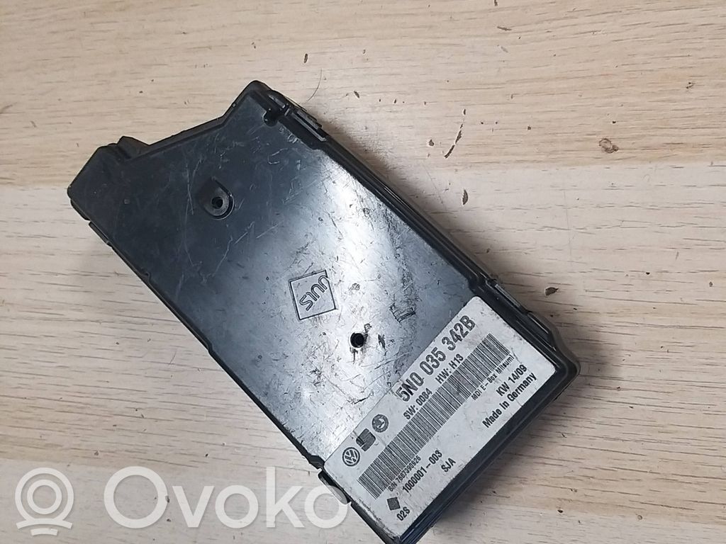 Volkswagen Touran II USB interface control unit module 