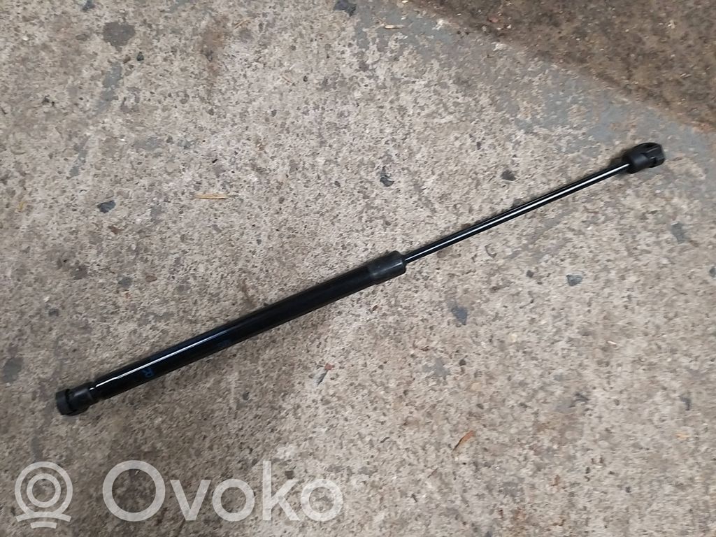 MG ZS Tailgate/trunk strut/damper 