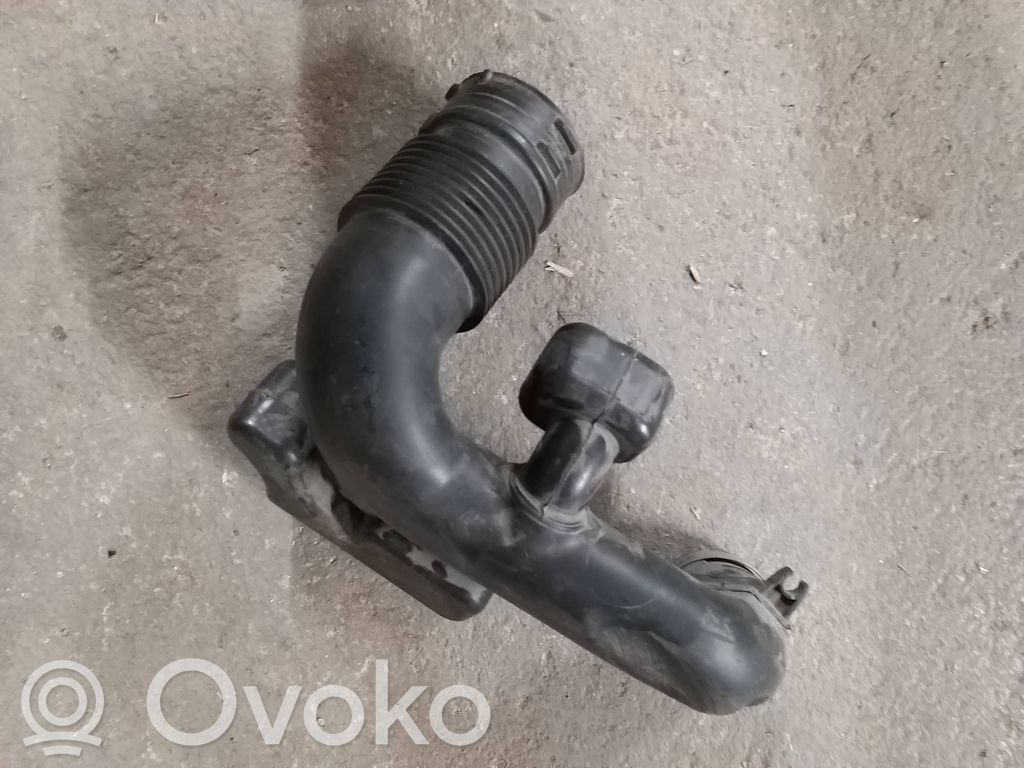 Nissan Note (E12) Air intake duct part 