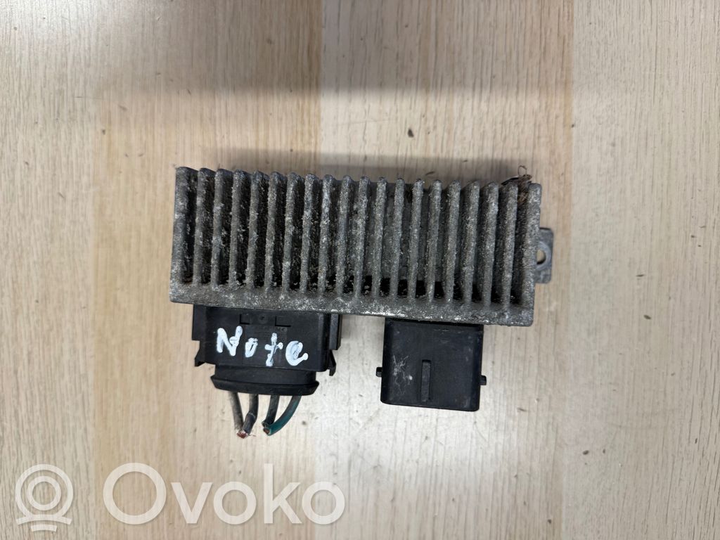 Nissan Note (E12) Kvēlsveču relejs 