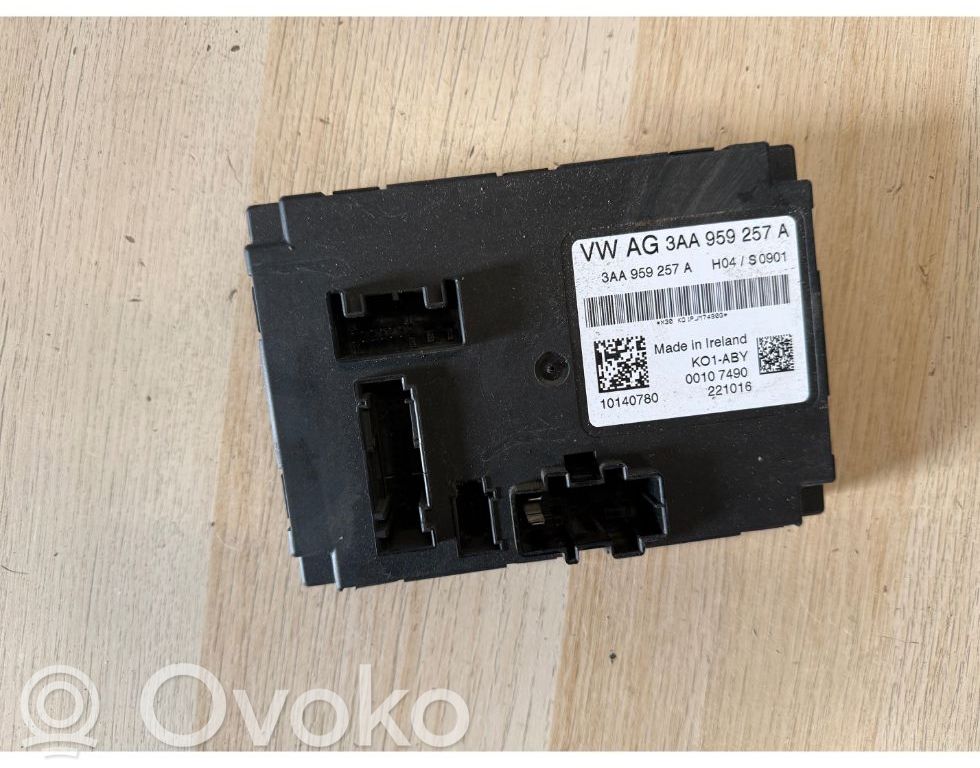 Volkswagen Golf VII Module de commande de siège 