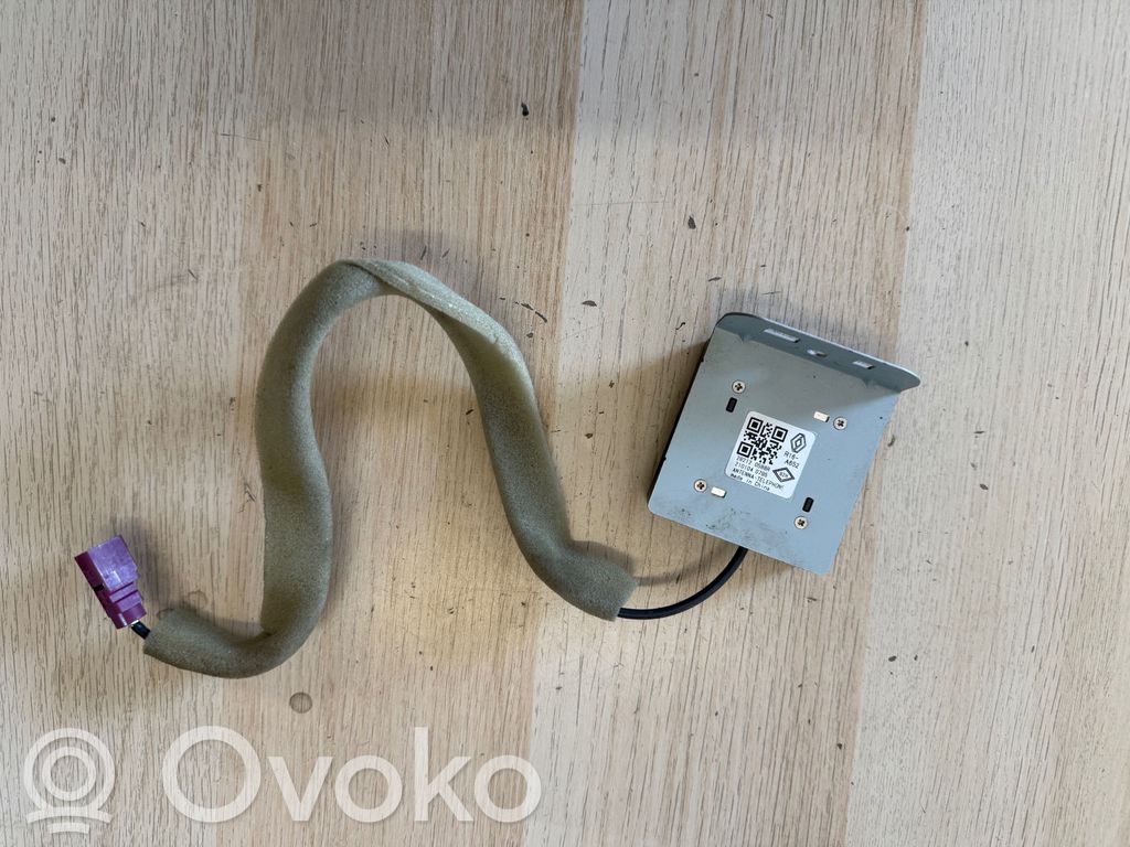 Renault Arkana Antena (GPS antena) 