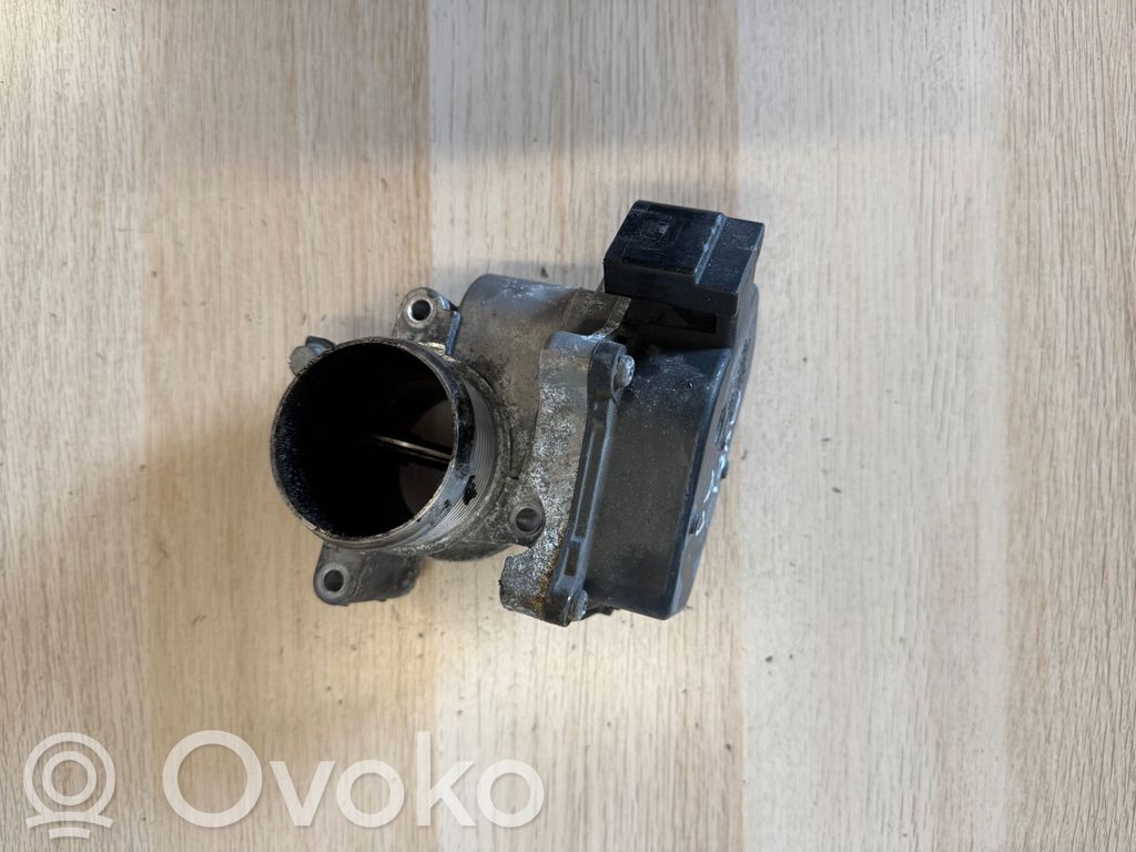 Volkswagen Touran II Droseļvārsts 