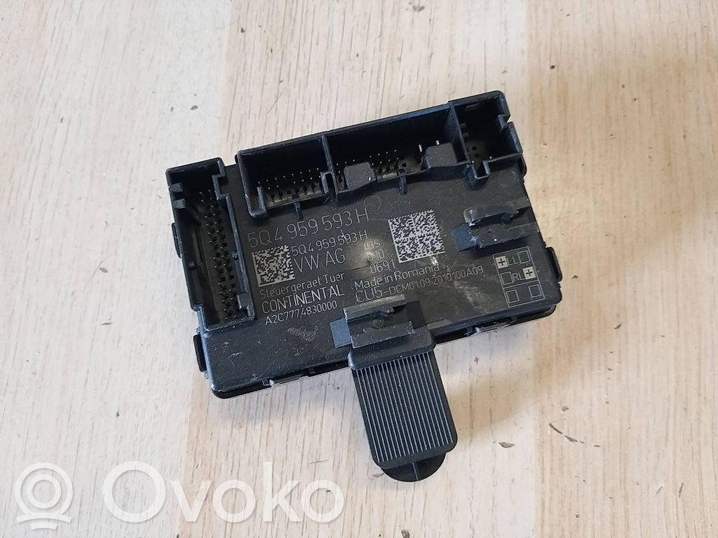 Skoda Octavia Mk4 Unité de commande module de porte 