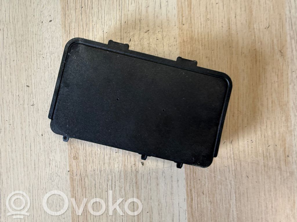 Skoda Octavia Mk4 Wireless charging module 