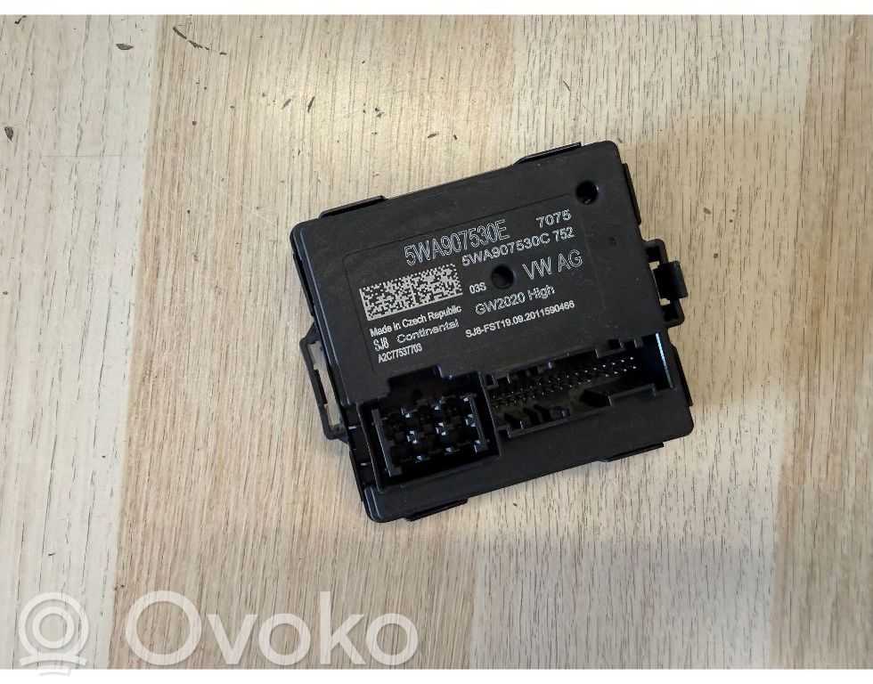 Skoda Octavia Mk4 Módulo de control Gateway 