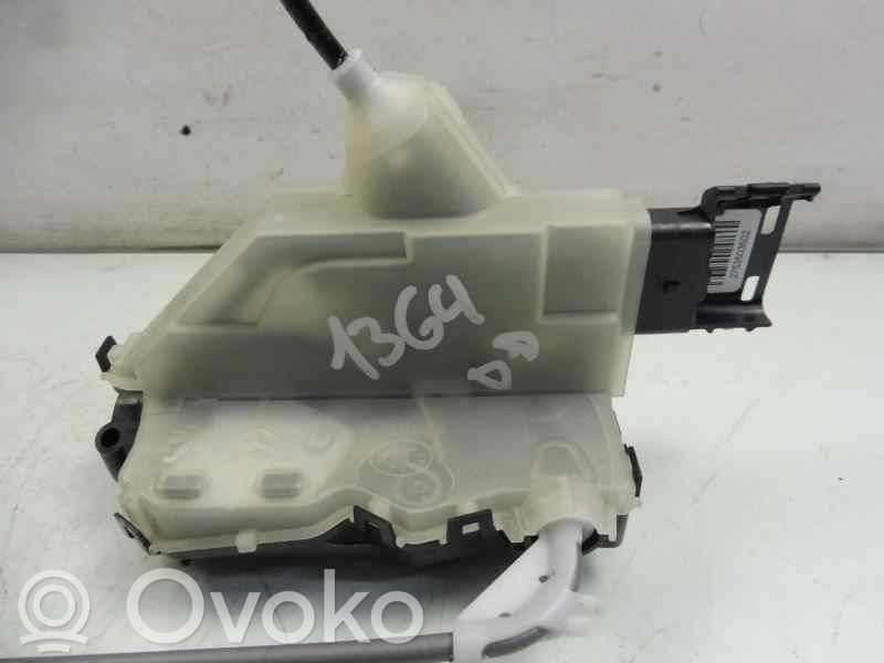 Citroen C-Elysée Priekšpusē slēdzene 