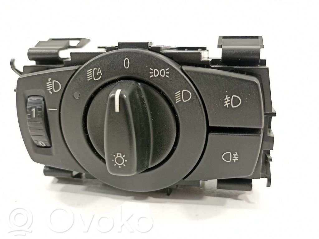 Interruptor de control del panel de luces   61316932792