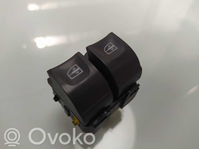 Electric window control switch   254110431R