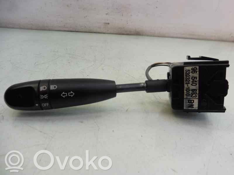Interruptor de control del panel de luces   96540683,5203211000
