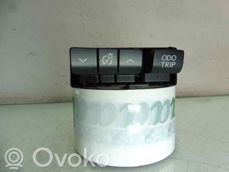 Interruptor de control multifunción   15D053,2771G48