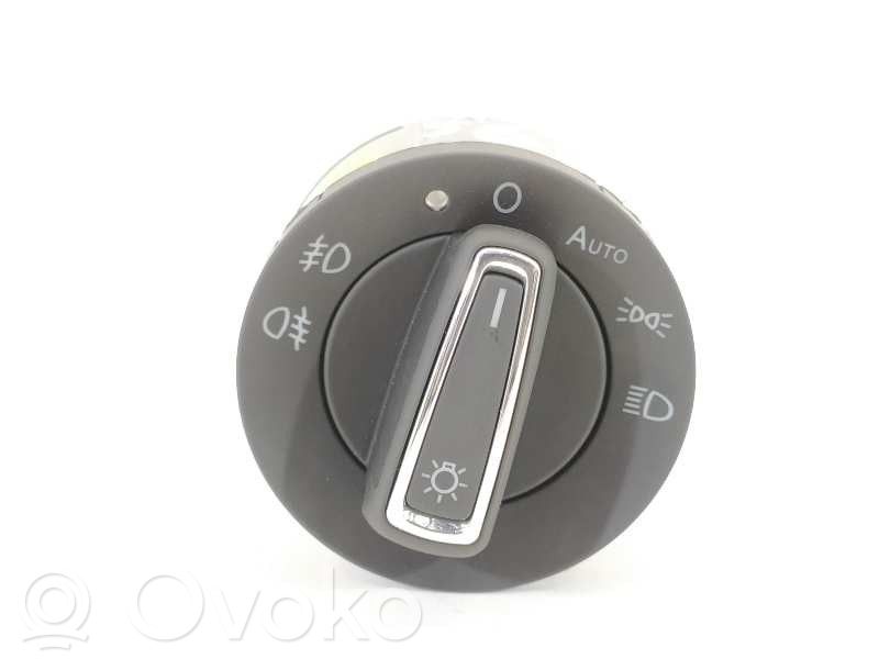 Interruptor de control del panel de luces   5ND941431B