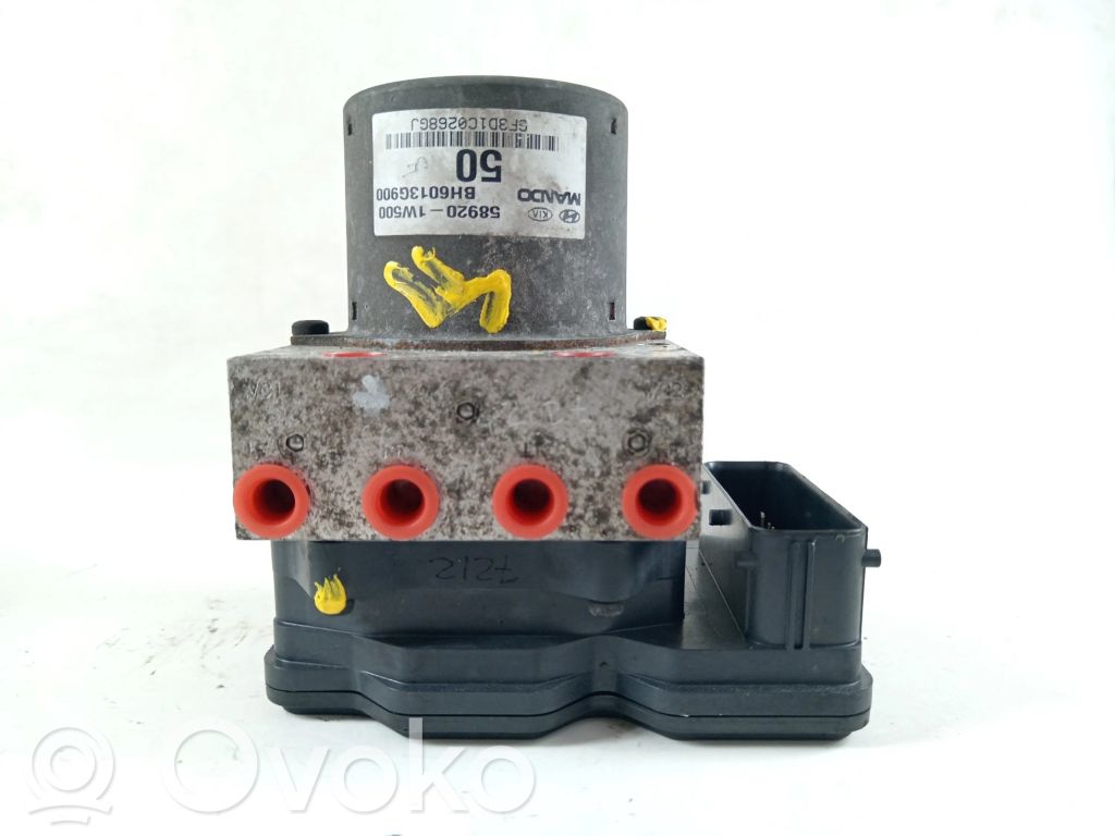 Bomba de ABS   589201W500