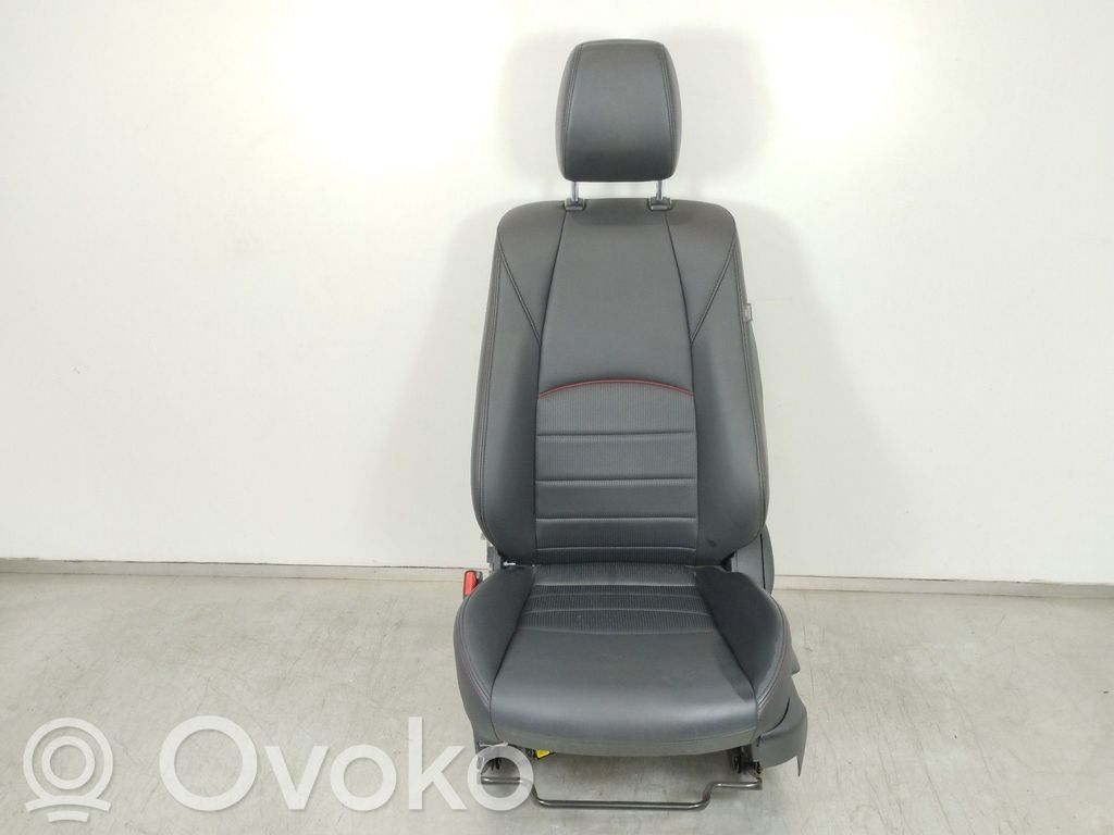 Kuljettajan istuin   DN3M57150A
