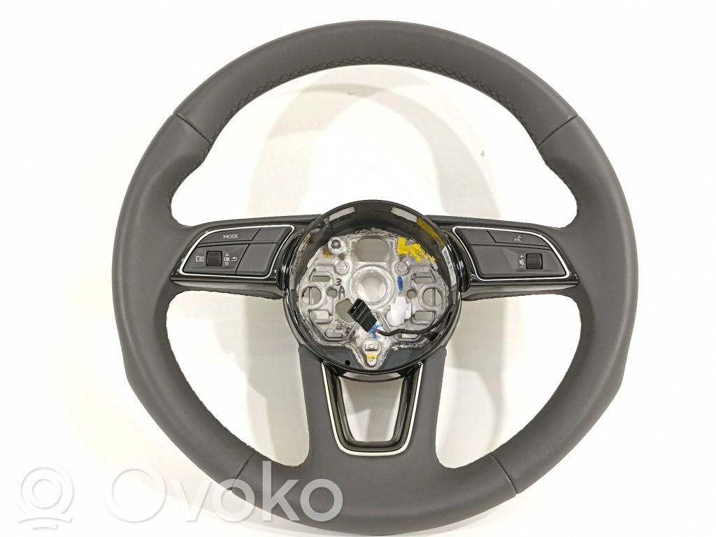 Audi A1 Steering wheel 
