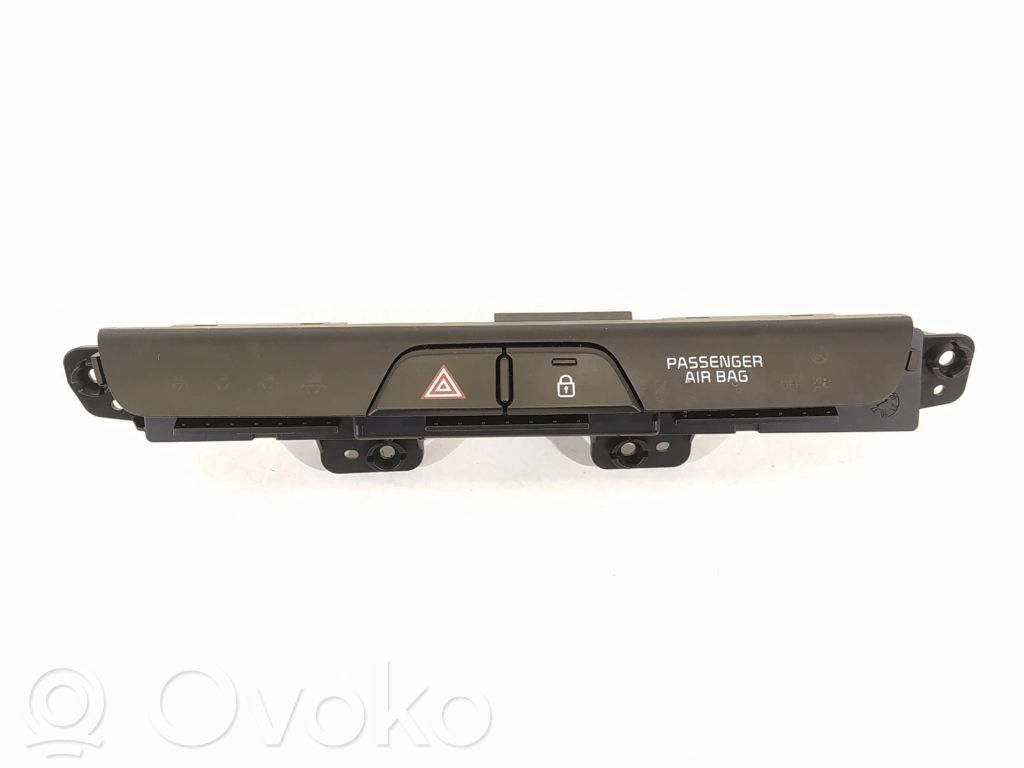 KIA Stonic Hazard light switch 