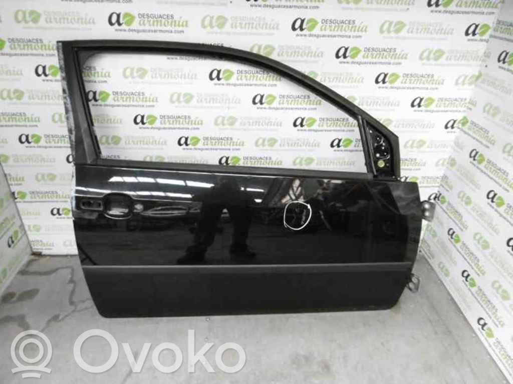 Ford Fiesta Puerta delantera 