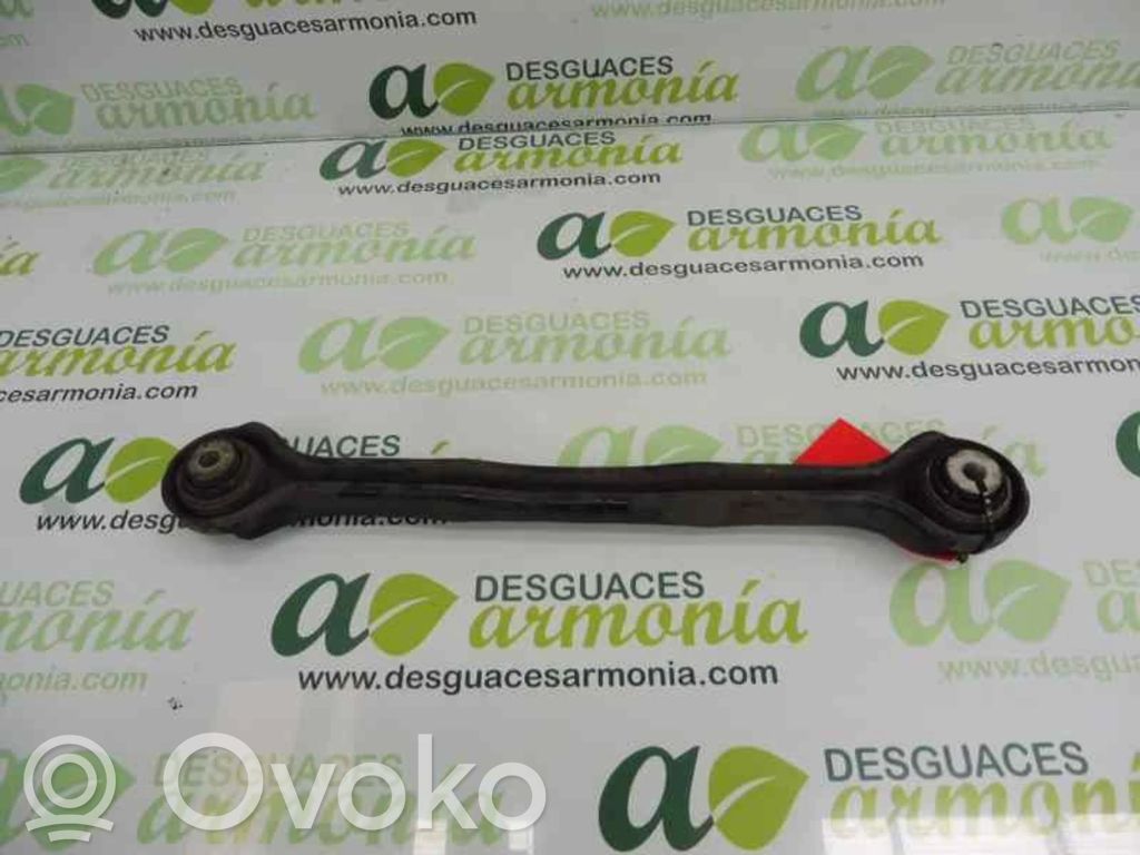 Brazo de suspensión trasero   3332406292