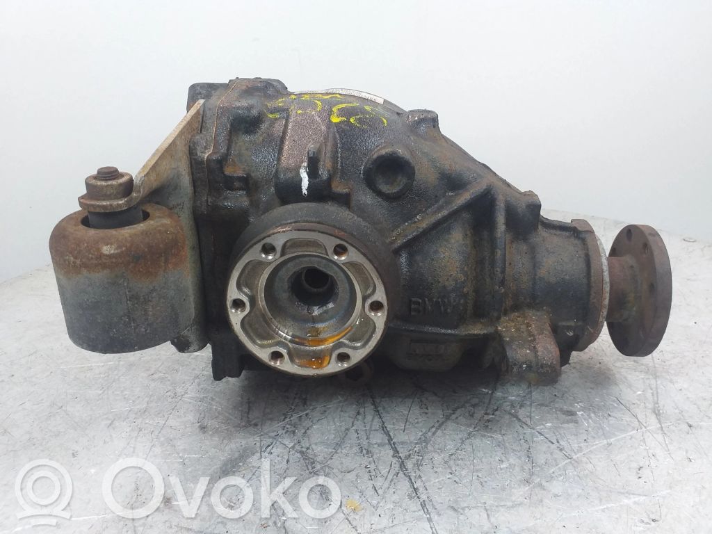 Rear differential   7518845