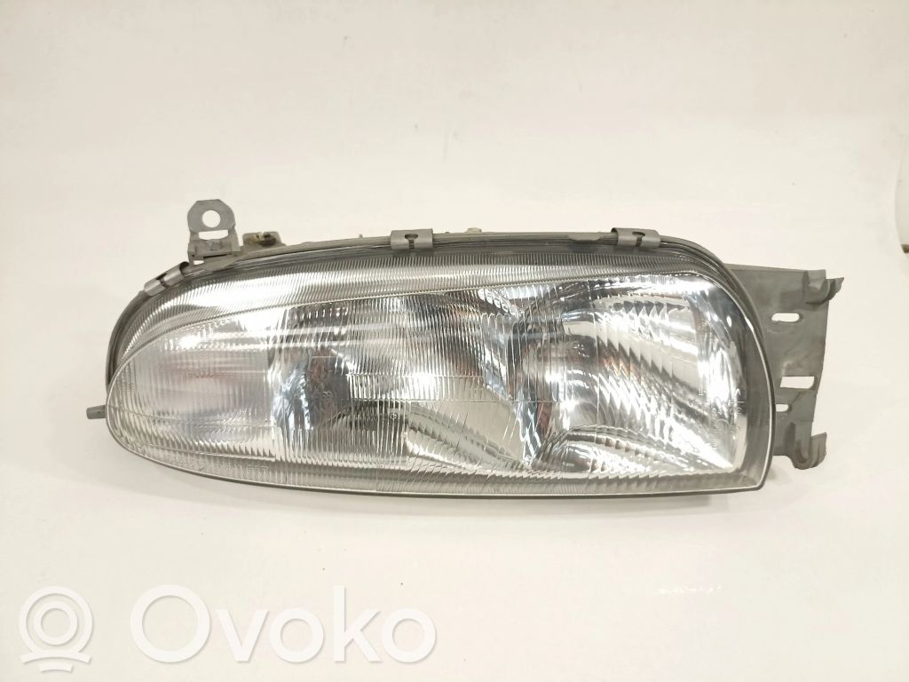 Ford Fiesta Headlight/headlamp 