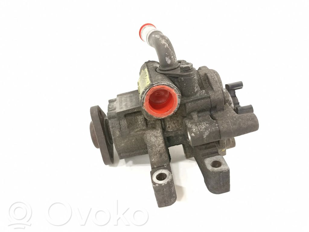 Power steering pump   6C113A674AA