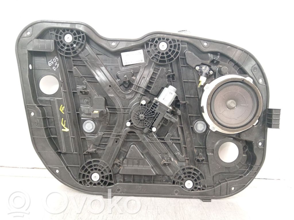 Hyundai i30 Manualny podnośnik szyby drzwi przednich 