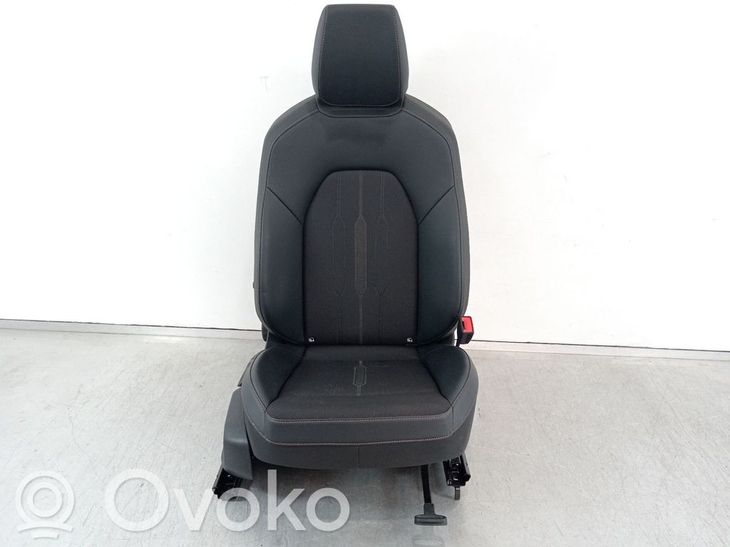 Cupra Leon Fotel przedni pasażera 