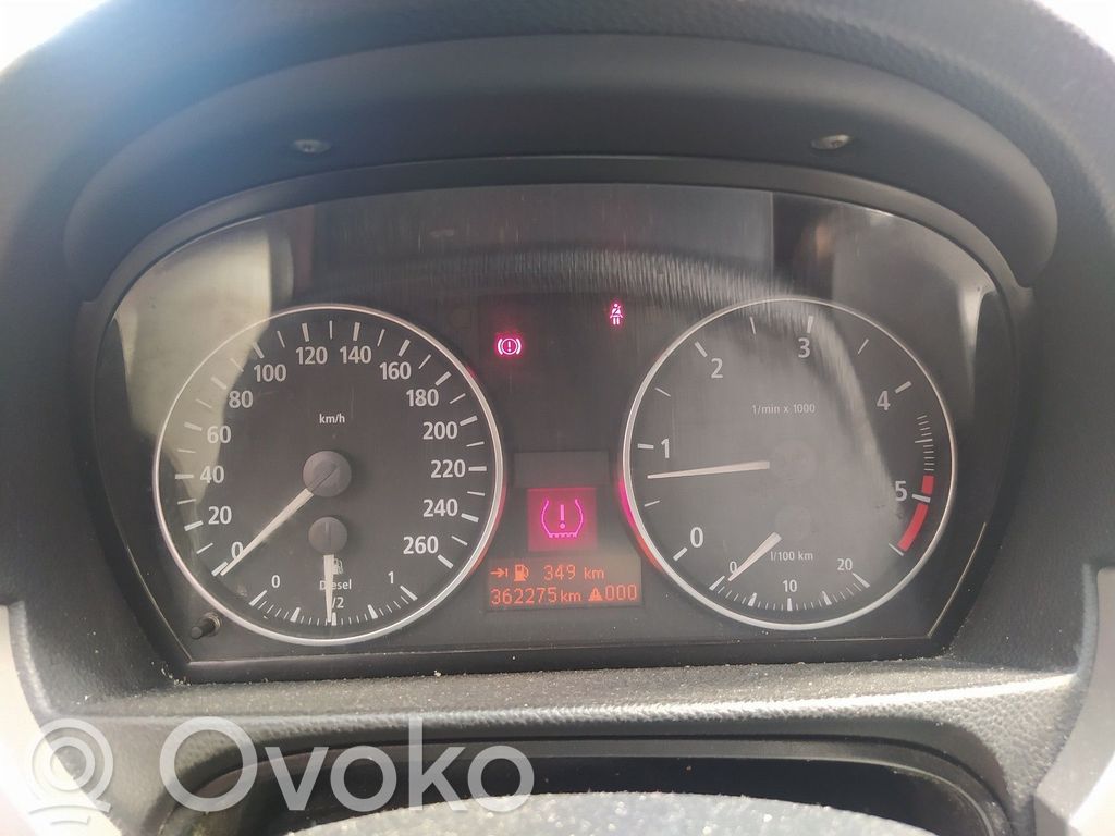 BMW 3 E46 Speedometer (instrument cluster) 