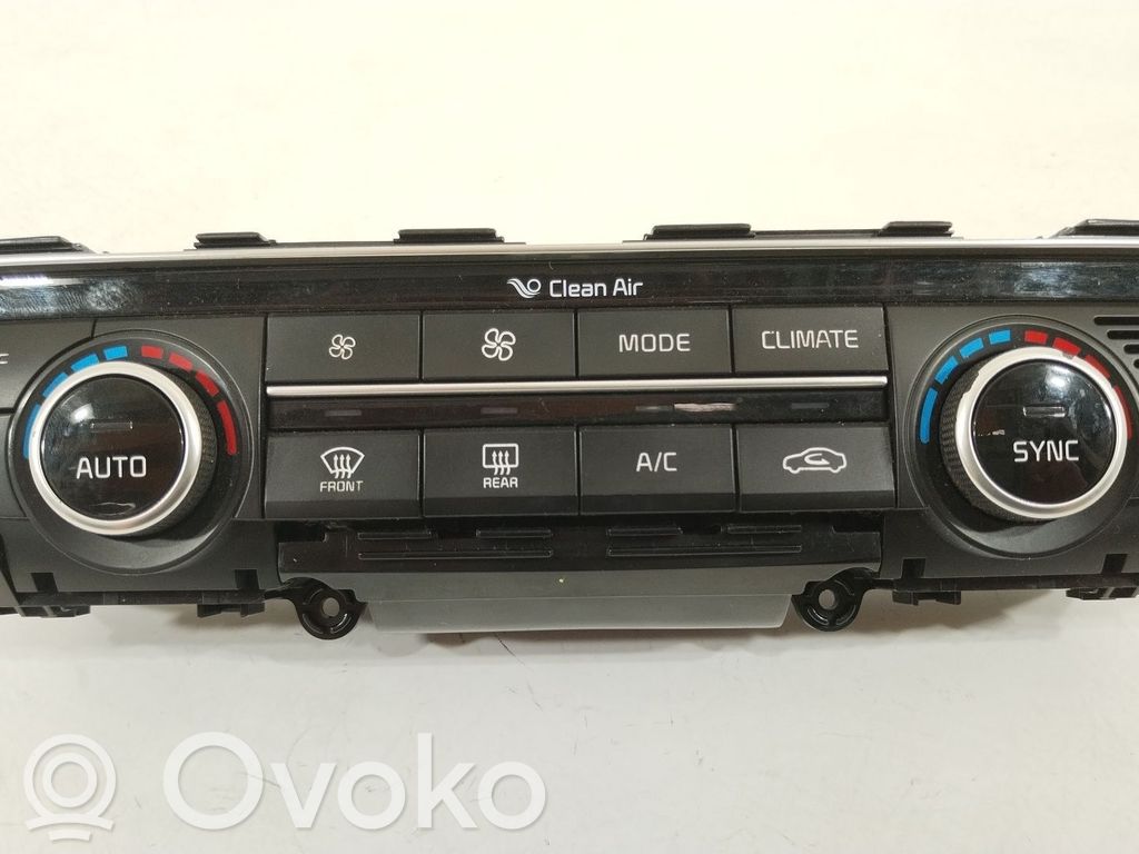 KIA Optima Climate control unit 