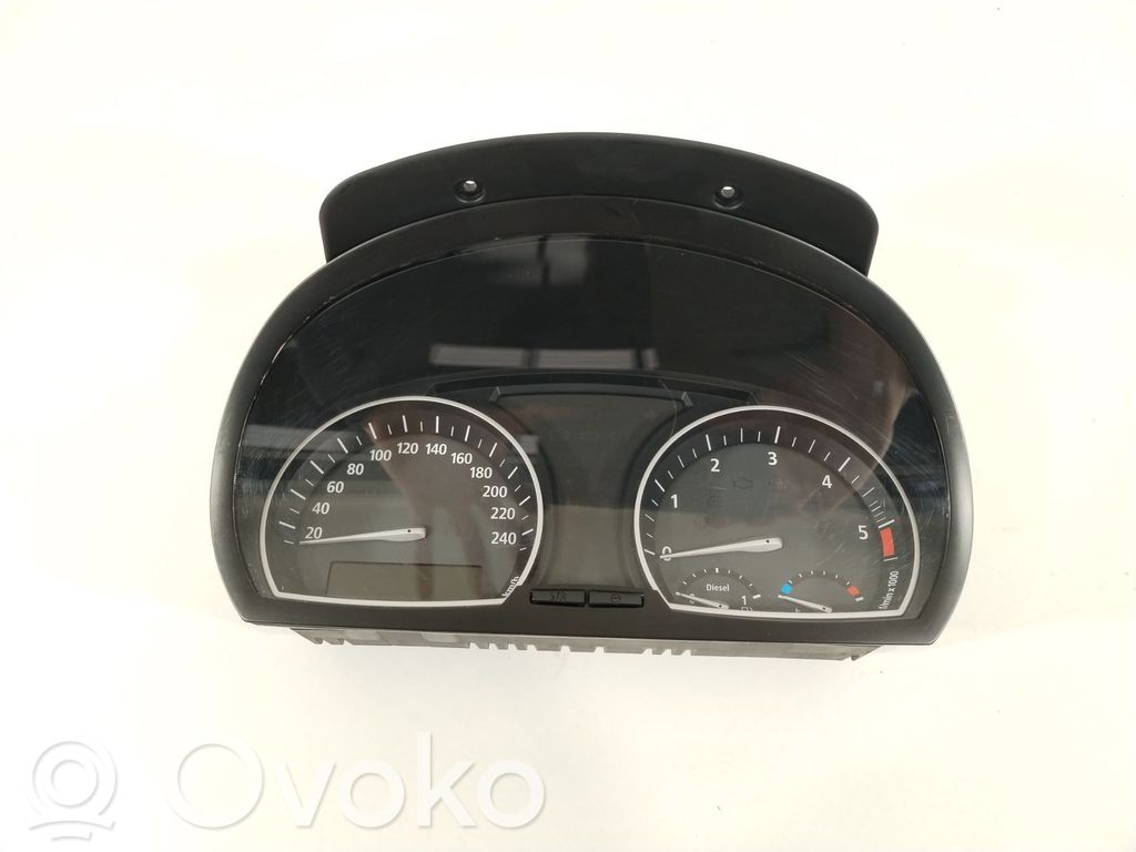 BMW X3 E83 Speedometer (instrument cluster) 