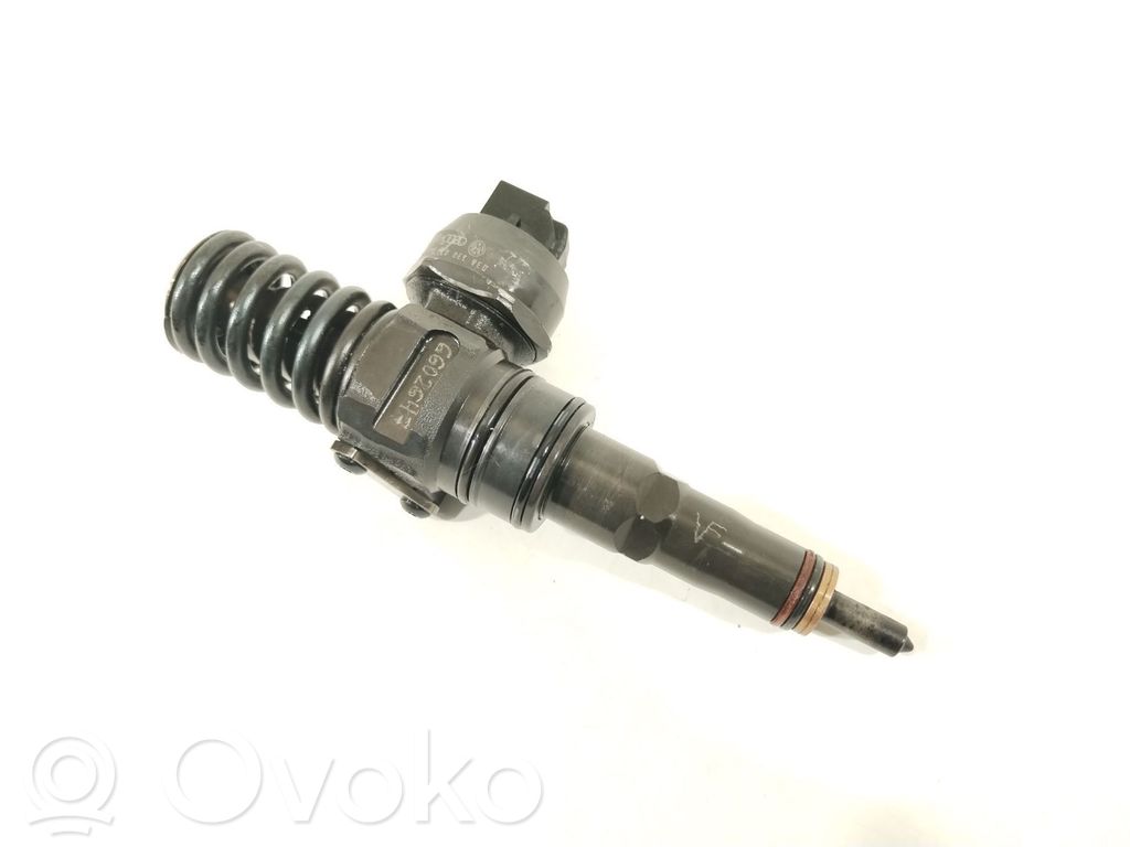 Inyector de combustible   038130073AL,0414720039