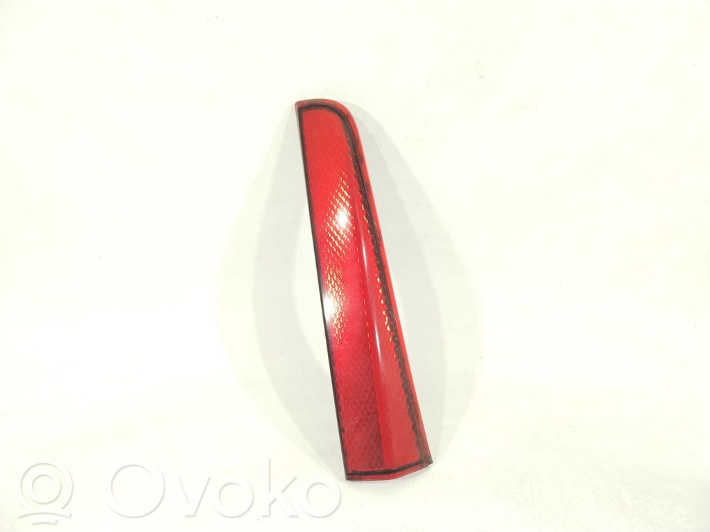Rear/tail lights   265539U00A