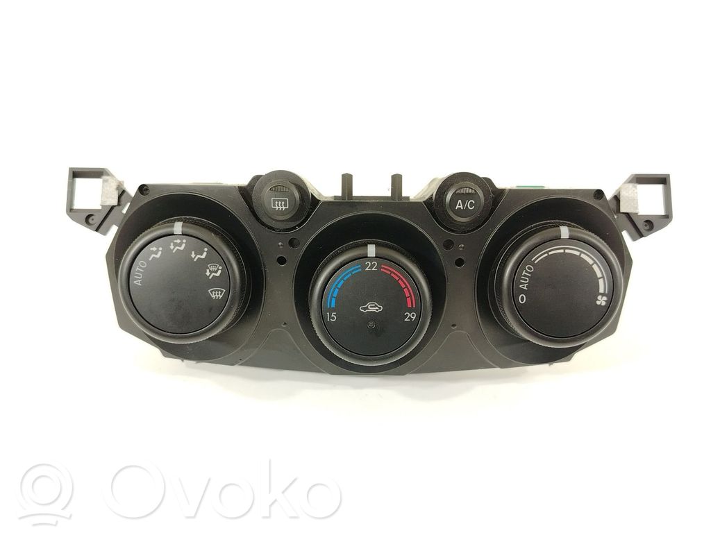 Mazda 2 Air conditioner control unit module 
