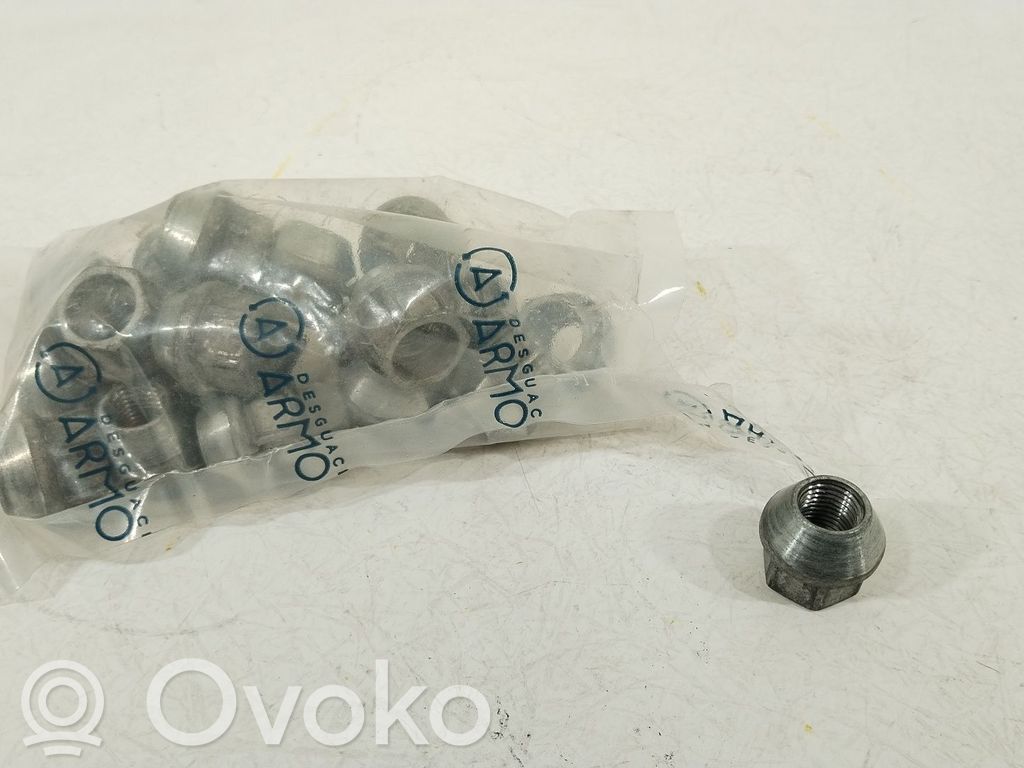 Tesla Model S Spare wheel bolt 