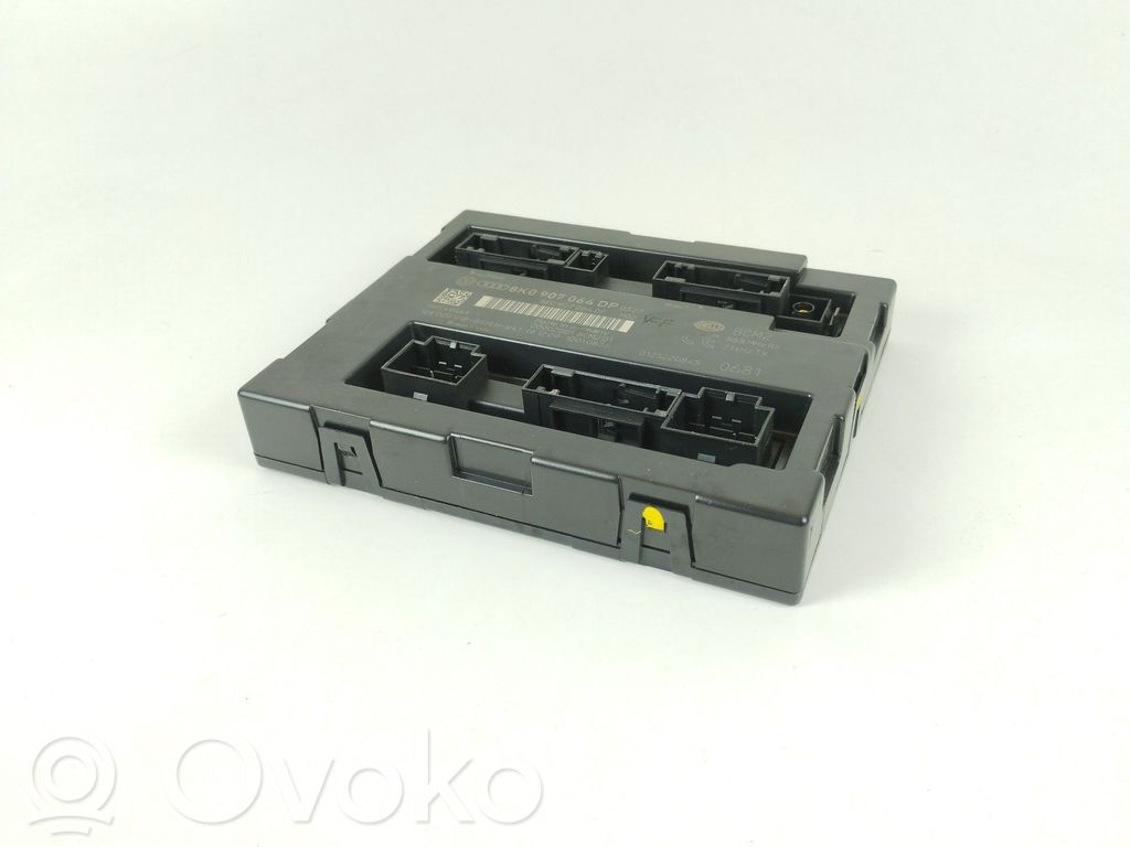 Sonstige Steuergeräte / Module   8K0907064DP,5DK009918