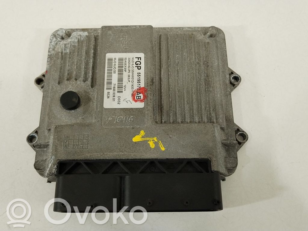 Suzuki Swift I Engine control unit/module 
