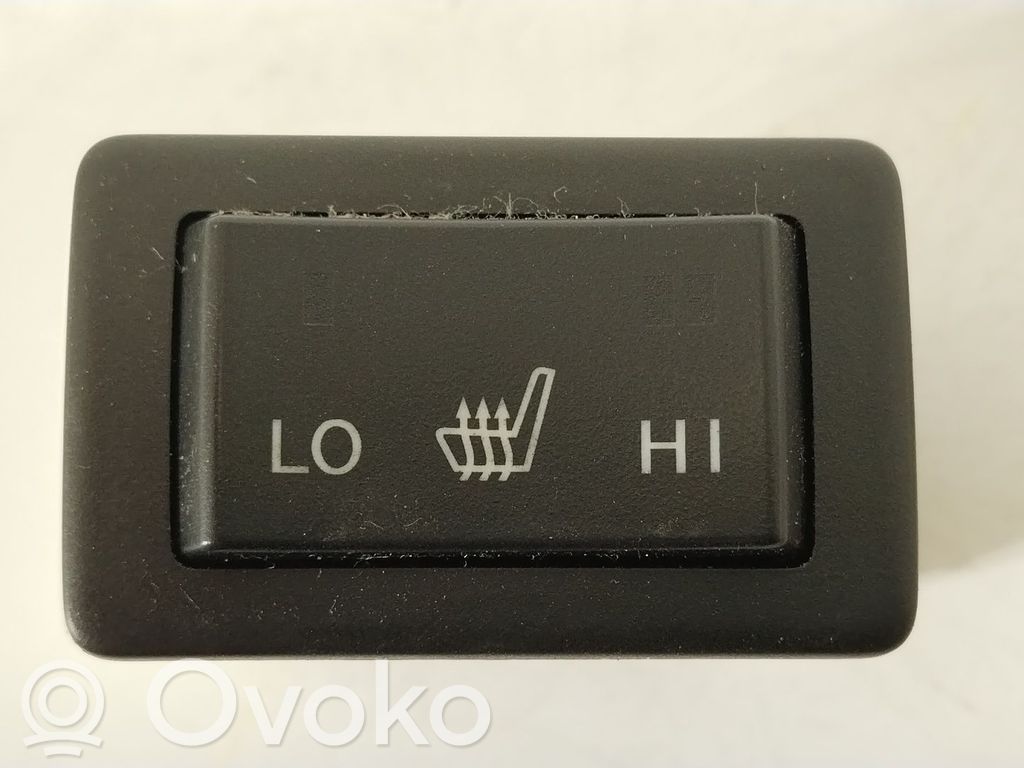 Windscreen/window heater switch   GS1D66420