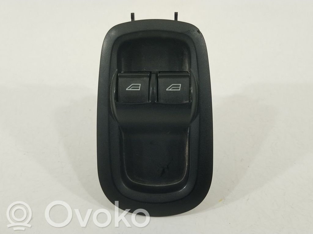 Interruptor del elevalunas eléctrico   BK2T14A132AC