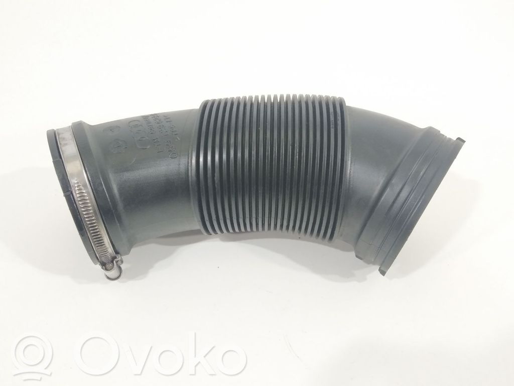 Caurulīte (-es) / šļūtene (-es)   059129629C