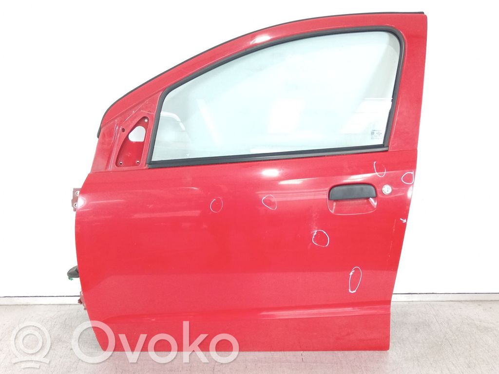 Suzuki Alto Puerta delantera 